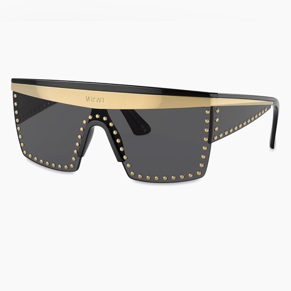 Versace
Shield Sunglasses, 144mm - Picture 2 of 15